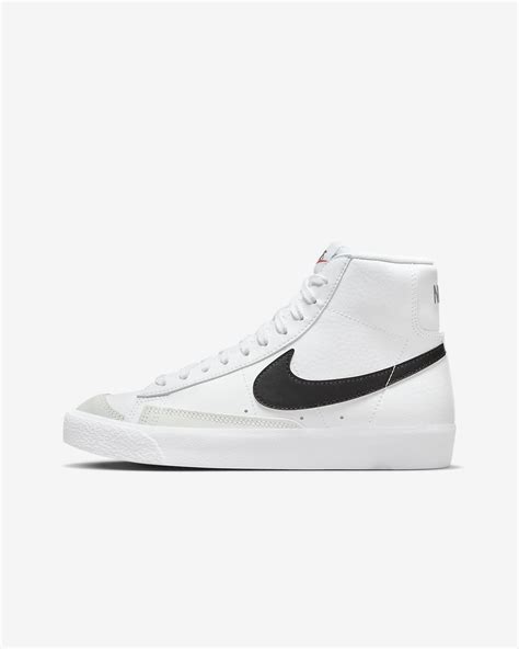 nike blazer mid|Blazer Mid Top Shoes (23)